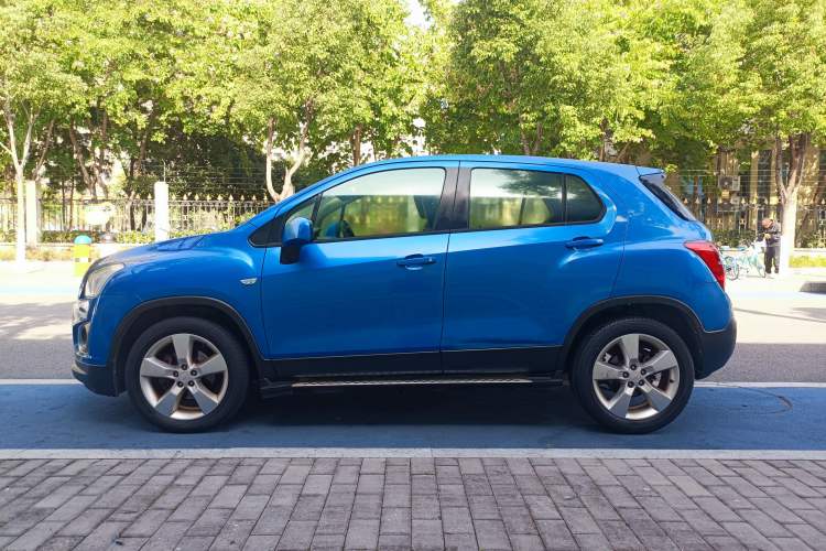 Used Chevrolet Trax 2014 1.4T Manual Two-Wheel Drive Comfort Model Exterior 3