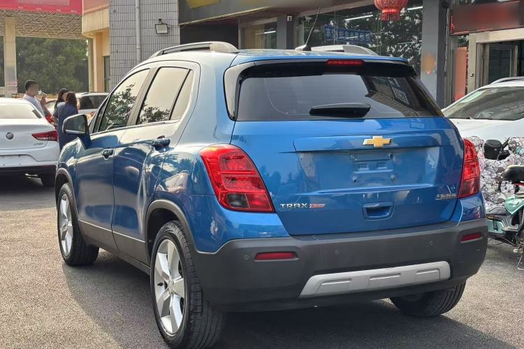 Used Chevrolet Trax 2014 1.4T Automatic Two-Wheel Drive Luxury Model Exterior 3