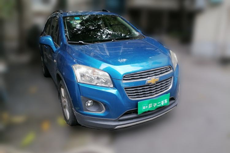 Used Chevrolet Trax 2014 1.4T Automatic Two-Wheel Drive Luxury Model Front Right 45 Deg