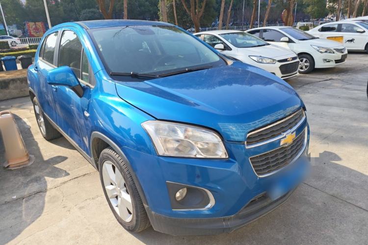 Used Chevrolet Trax 2014 1.4T Automatic Two-Wheel Drive Comfort Version Front Right 45 Deg