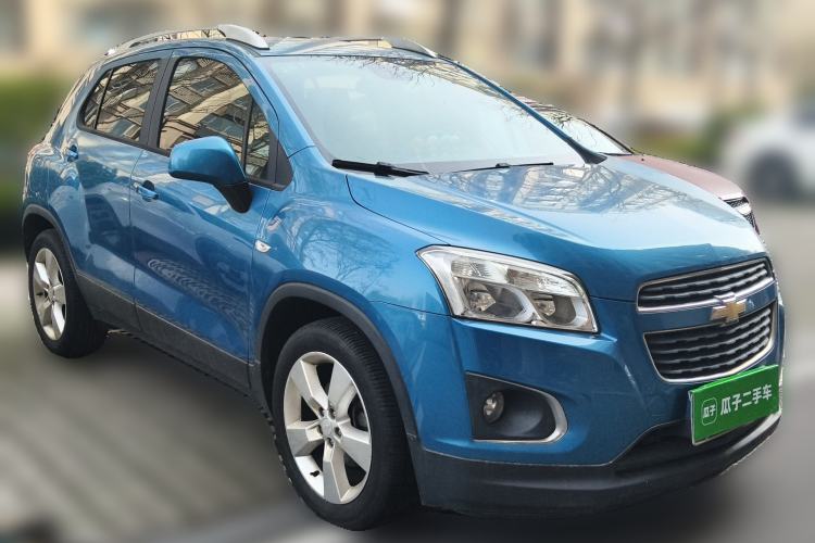 Used Chevrolet Trax 2014 1.4T Manual Two-Wheel Drive Comfort Model Front Right 45 Deg