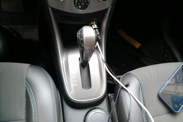 Used Chevrolet Trax 2014 1.4T Automatic Two-Wheel Drive Luxury Model Gear Lever
