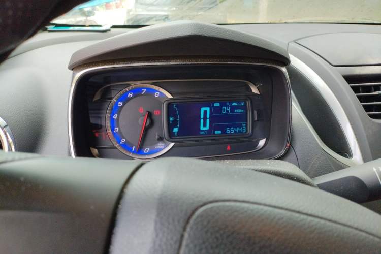 Used Chevrolet Trax 2014 1.4T Manual Two-Wheel Drive Comfort Model Instrument Cluster