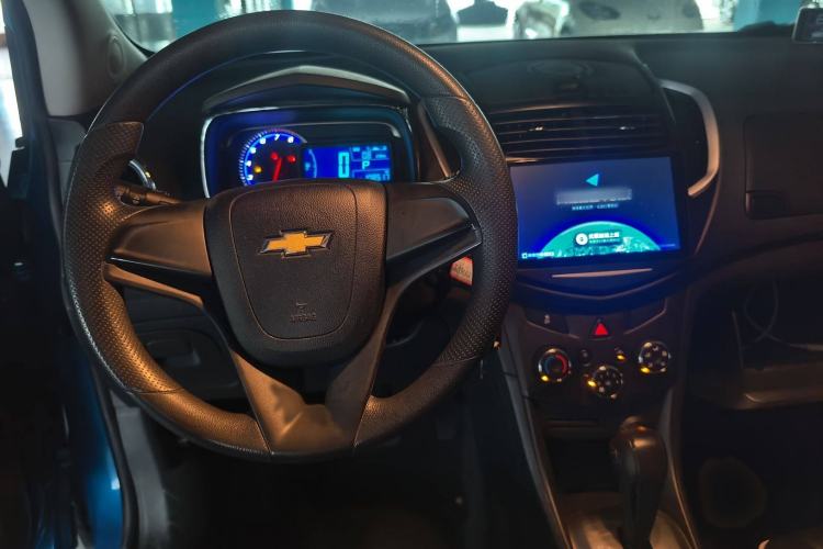 Used Chevrolet Trax 2014 1.4T Automatic Two-Wheel Drive Comfort Version Interior 6