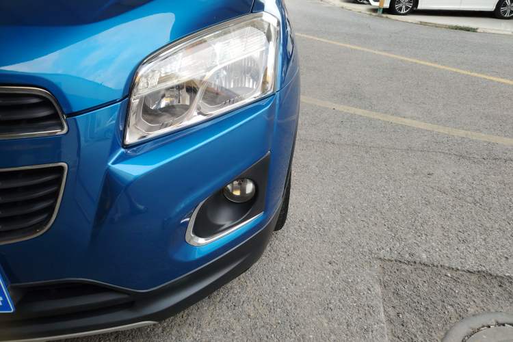 Used Chevrolet Trax 2014 1.4T Automatic Two-Wheel Drive Luxury Model Left Front Headlight