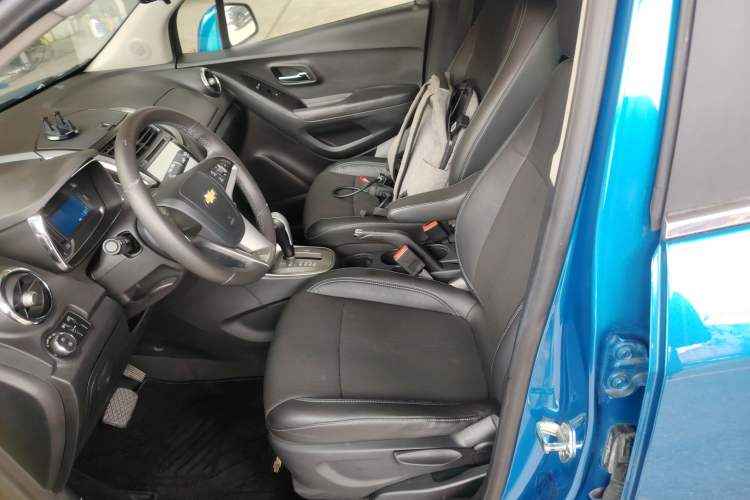 Used Chevrolet Trax 2014 1.4T Automatic Two-Wheel Drive Luxury Model Left Front Seat