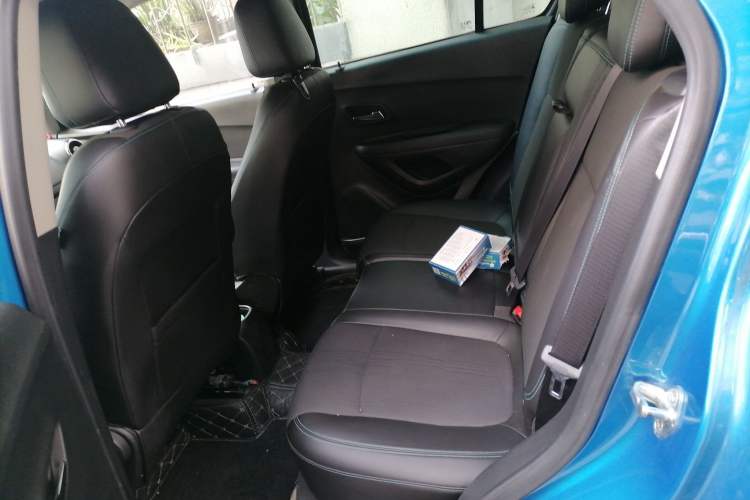 Used Chevrolet Trax 2014 1.4T Automatic Two-Wheel Drive Luxury Model Left Rear Seat