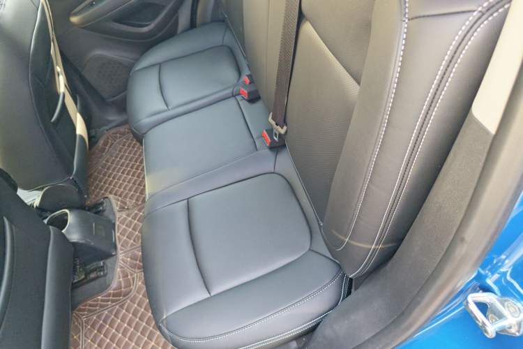 Used Chevrolet Trax 2014 1.4T Automatic Two-Wheel Drive Comfort Version Left Rear Seat
