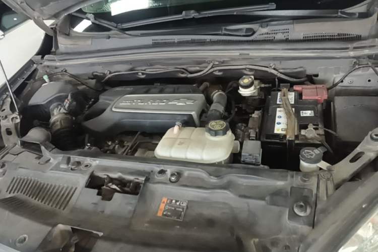 Used Chevrolet Trax 2014 1.4T Automatic Two-Wheel Drive Comfort Version Engine Bay