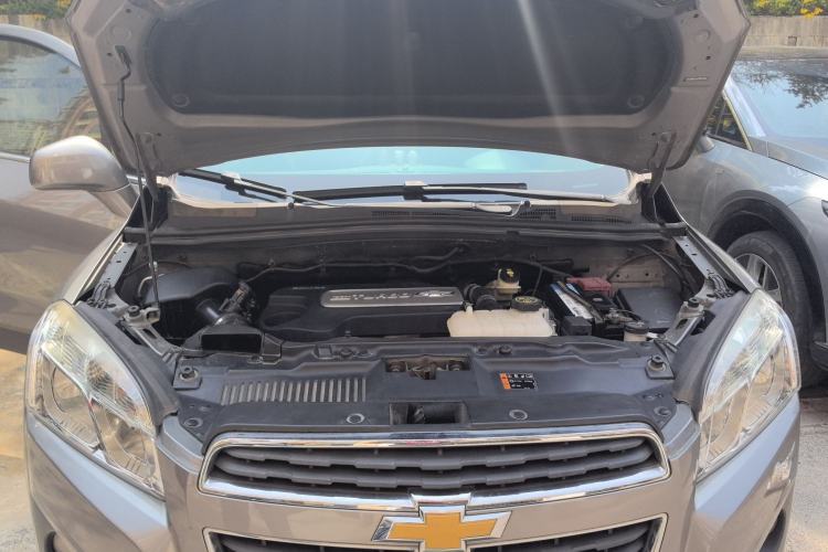 Used Chevrolet Trax 2014 1.4T Automatic Two-Wheel Drive Luxury Model Engine Bay