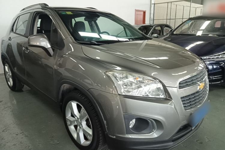 Used Chevrolet Trax 2014 1.4T Automatic Two-Wheel Drive Comfort Version Front Right 45 Deg