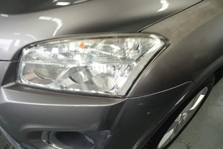 Used Chevrolet Trax 2014 1.4T Automatic Two-Wheel Drive Comfort Version Left Front Headlight