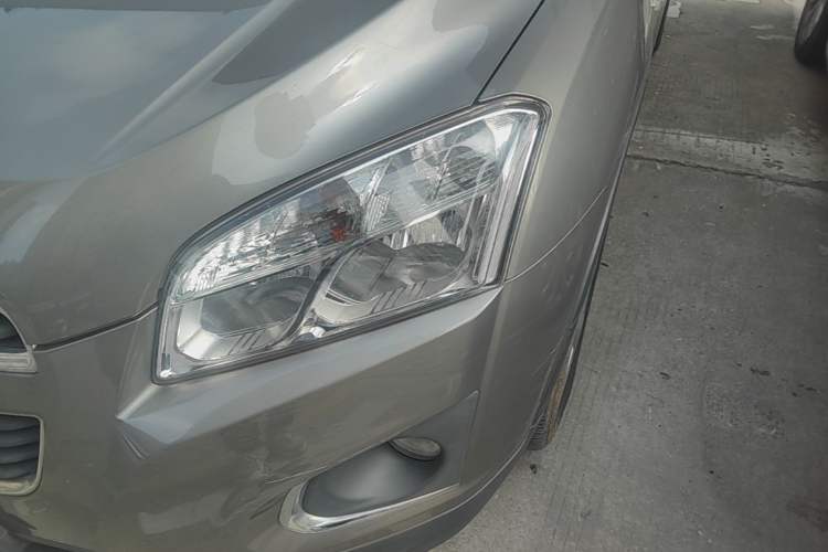 Used Chevrolet Trax 2014 1.4T Automatic Two-Wheel Drive Luxury Model Left Front Headlight