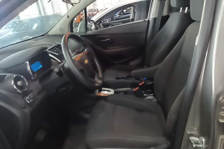 Used Chevrolet Trax 2014 1.4T Automatic Two-Wheel Drive Comfort Version Left Front Seat