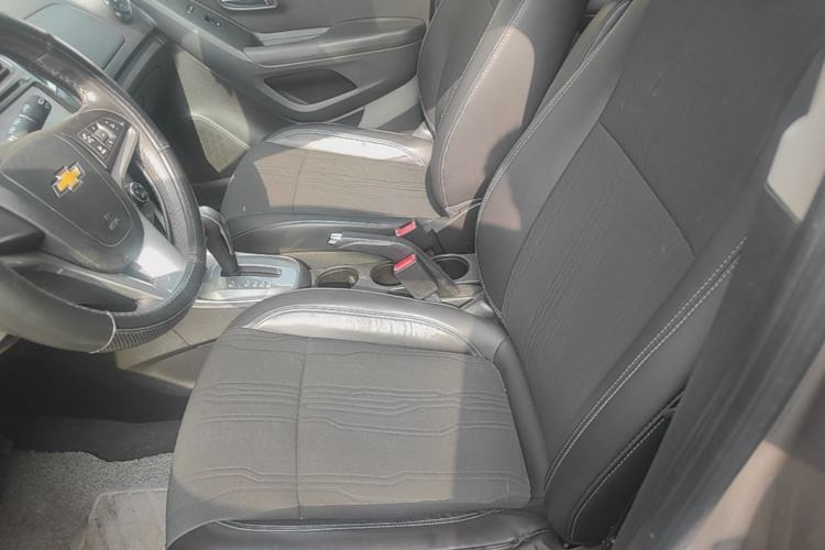 Used Chevrolet Trax 2014 1.4T Automatic Two-Wheel Drive Luxury Model Left Front Seat
