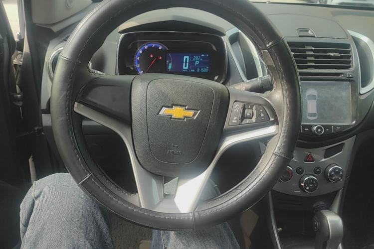 Used Chevrolet Trax 2014 1.4T Automatic Two-Wheel Drive Luxury Model Steering Wheel