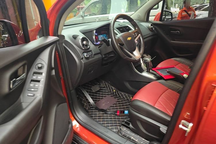 Used Chevrolet Trax 2014 1.4T Automatic Two-Wheel Drive Luxury Model Driver Seat