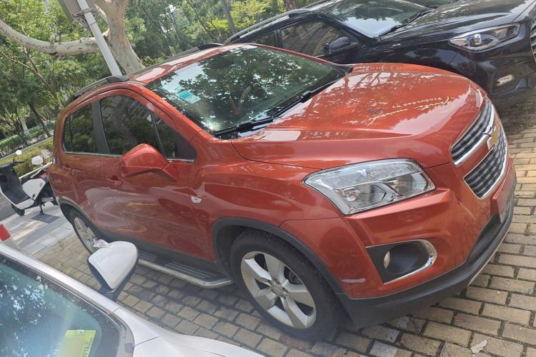 Used Chevrolet Trax 2014 1.4T Automatic Two-Wheel Drive Luxury Model Exterior 2