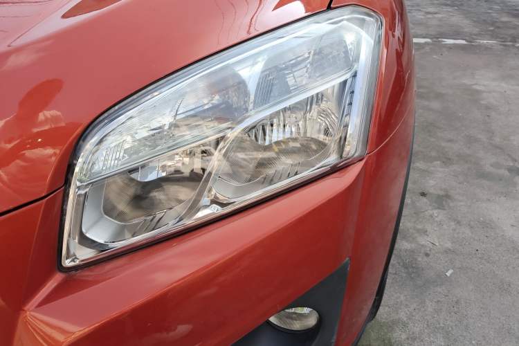 Used Chevrolet Trax 2014 1.4T Automatic Two-Wheel Drive Luxury Model Left Front Headlight