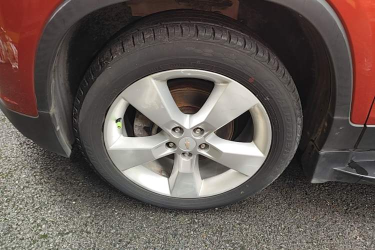 Used Chevrolet Trax 2014 1.4T Automatic Two-Wheel Drive Luxury Model Left Front Wheel Hub
