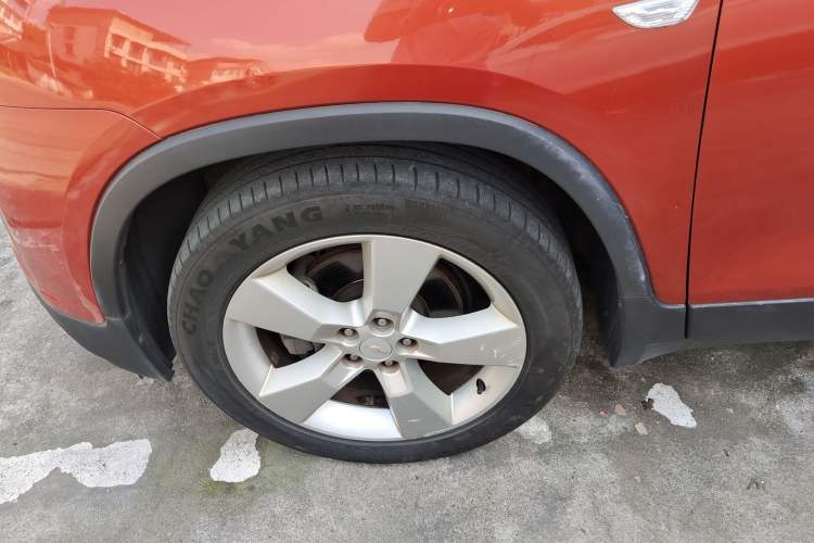 Used Chevrolet Trax 2014 1.4T Automatic Two-Wheel Drive Luxury Model Left Front Wheel Hub