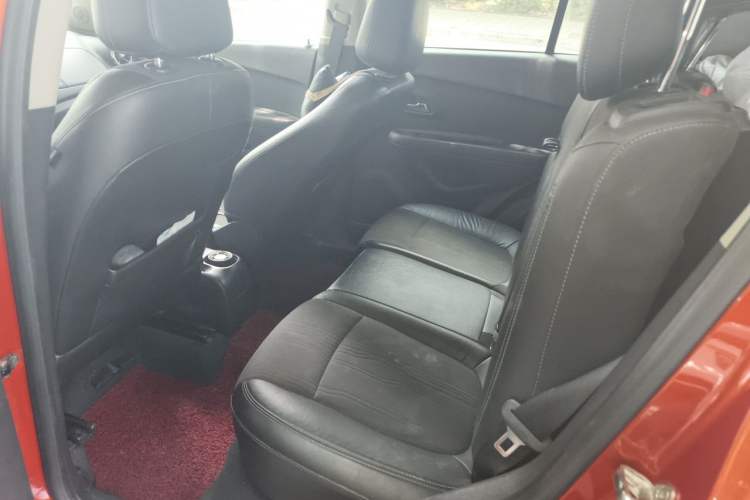Used Chevrolet Trax 2014 1.4T Automatic Two-Wheel Drive Luxury Model Left Rear Seat