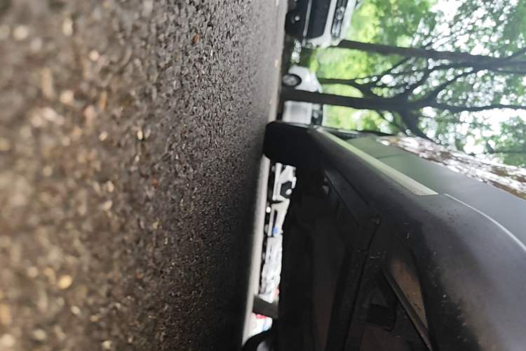 Used Chevrolet Trax 2014 1.4T Automatic Two-Wheel Drive Luxury Model Right Side Sill