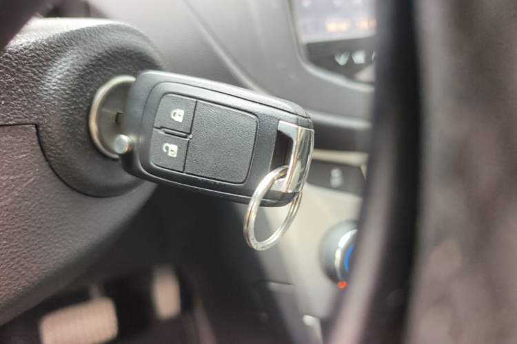 Used Chevrolet Trax 2014 1.4T Automatic Two-Wheel Drive Luxury Model Vehicle Key