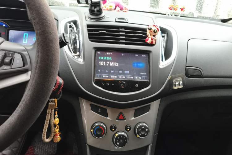 Used Chevrolet Trax 2014 1.4T Automatic All-Wheel Drive Flagship Version Audio And AC Panel