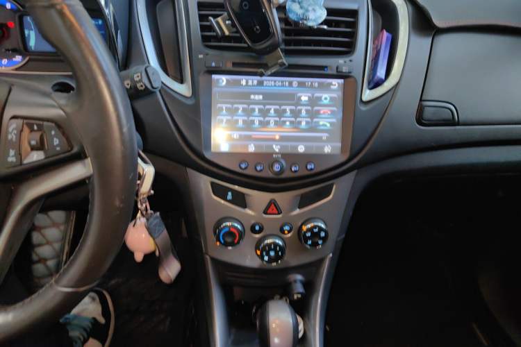 Used Chevrolet Trax 2014 1.4T Automatic All-Wheel Drive Flagship Version Audio And AC Panel