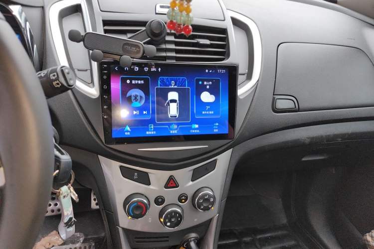 Used Chevrolet Trax 2014 1.4T Transformers Limited Edition Audio And AC Panel