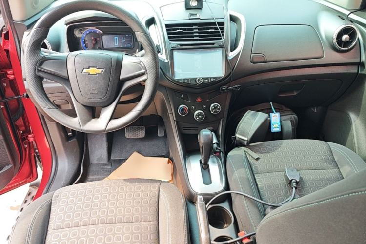 Used Chevrolet Trax 2014 1.4T Automatic Two-Wheel Drive Comfort Version Center Console