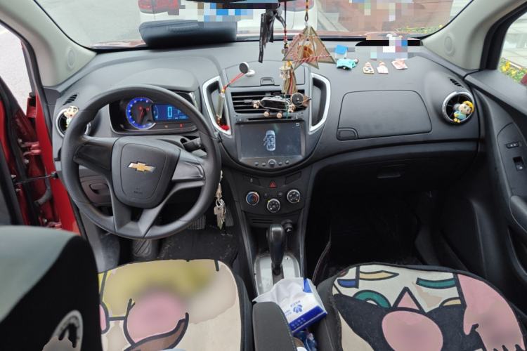 Used Chevrolet Trax 2014 1.4T Automatic Two-Wheel Drive Comfort Version Center Console