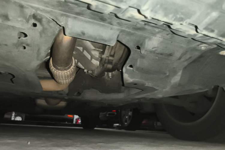 Used Chevrolet Trax 2014 1.4T Manual Two-Wheel Drive Comfort Model Chassis Front