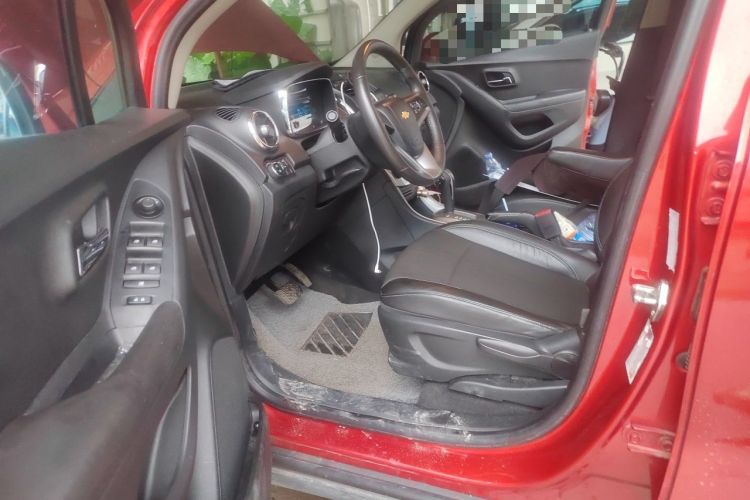 Used Chevrolet Trax 2014 1.4T Automatic Two-Wheel Drive Luxury Model Driver Seat