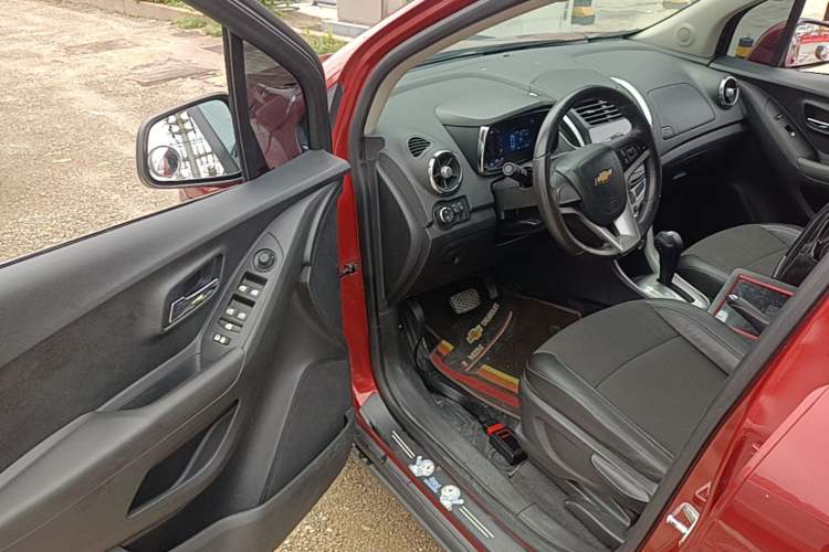 Used Chevrolet Trax 2014 1.4T Automatic Two-Wheel Drive Luxury Model Driver Seat