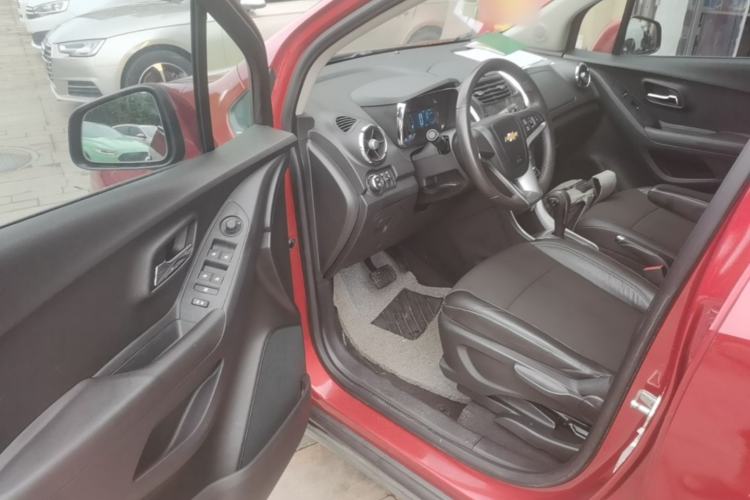 Used Chevrolet Trax 2014 1.4T Automatic Two-Wheel Drive Luxury Model Driver Seat