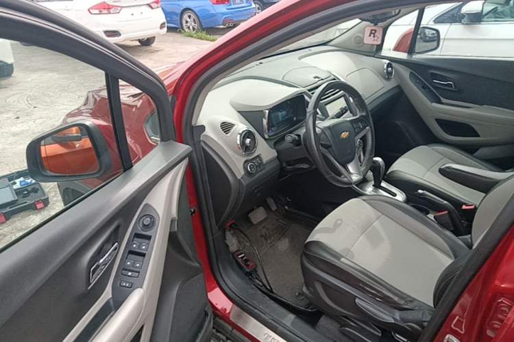 Used Chevrolet Trax 2014 1.4T Automatic Two-Wheel Drive Luxury Model Driver Seat