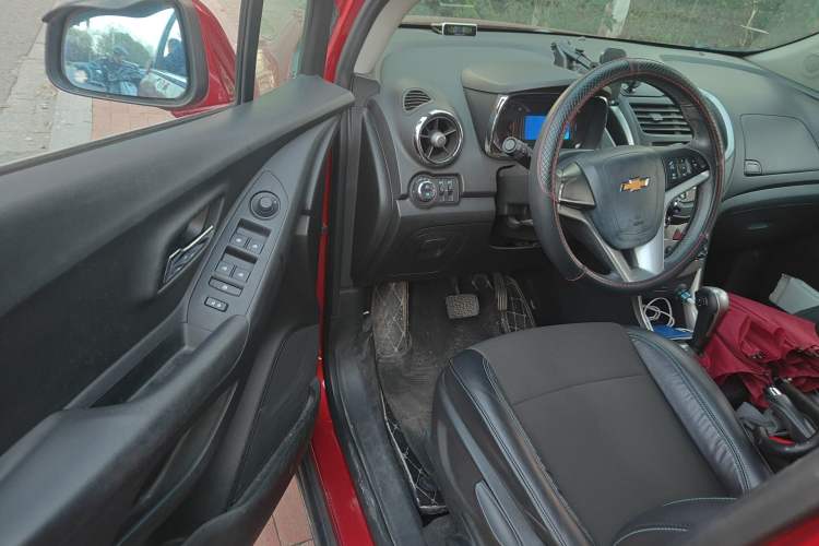 Used Chevrolet Trax 2014 1.4T Automatic Two-Wheel Drive Luxury Model Driver Seat