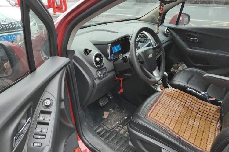 Used Chevrolet Trax 2014 1.4T Transformers Limited Edition Driver Seat