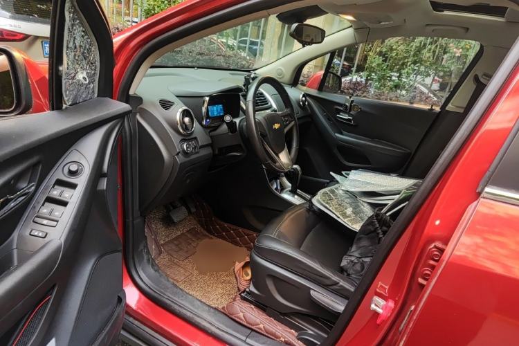 Used Chevrolet Trax 2014 1.4T Automatic All-Wheel Drive Flagship Version Driver Seat