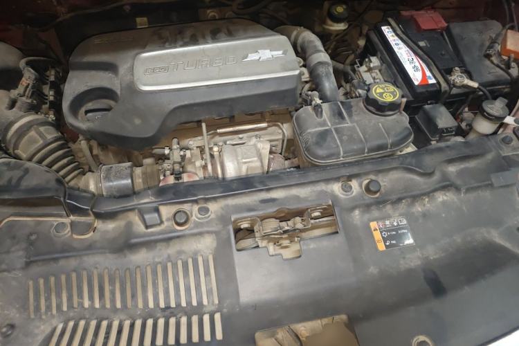 Used Chevrolet Trax 2014 1.4T Automatic Two-Wheel Drive Comfort Version Engine Bay