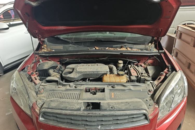 Used Chevrolet Trax 2014 1.4T Manual Two-Wheel Drive Comfort Model Engine Bay