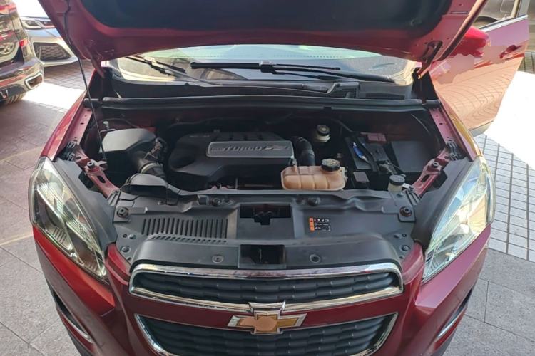 Used Chevrolet Trax 2014 1.4T Automatic Two-Wheel Drive Luxury Model Engine Bay