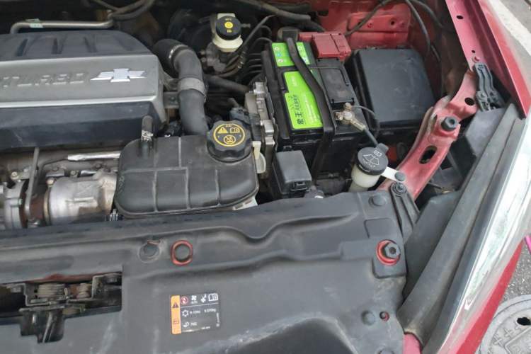 Used Chevrolet Trax 2014 1.4T Automatic Two-Wheel Drive Comfort Version Engine Bay Left