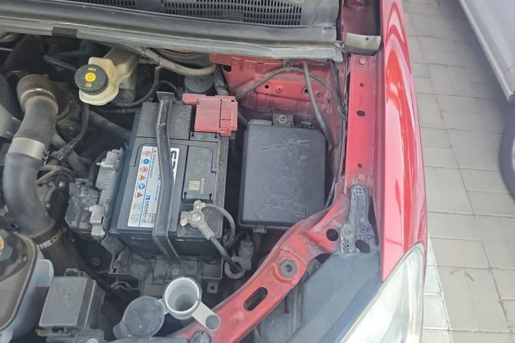 Used Chevrolet Trax 2014 1.4T Transformers Limited Edition Engine Bay Left
