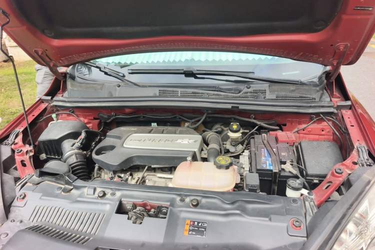 Used Chevrolet Trax 2014 1.4T Automatic Two-Wheel Drive Luxury Model Engine Bay