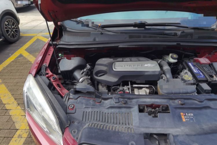 Used Chevrolet Trax 2014 1.4T Automatic All-Wheel Drive Flagship Version Engine Bay Right