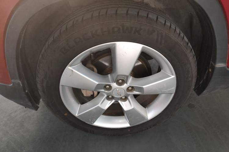 Used Chevrolet Trax 2014 1.4T Automatic Two-Wheel Drive Luxury Model Exterior 4
