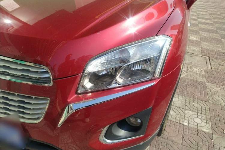Used Chevrolet Trax 2014 1.4T Automatic All-Wheel Drive Flagship Version Exterior 6